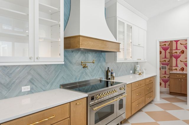 17104 Crossgate Drive, Jupiter, FL 33477