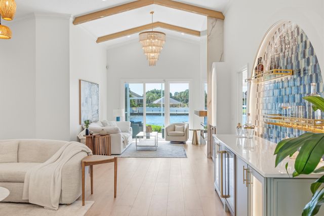 17104 Crossgate Drive, Jupiter, FL 33477