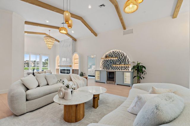 17104 Crossgate Drive, Jupiter, FL 33477