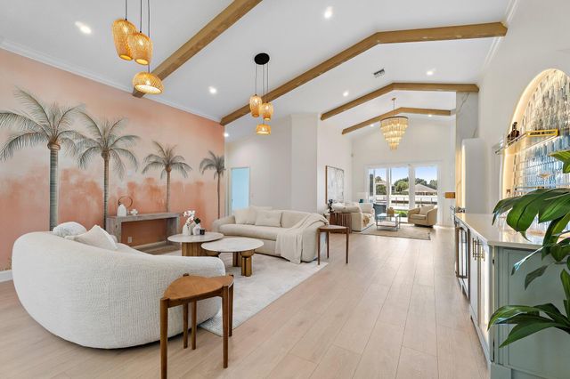 17104 Crossgate Drive, Jupiter, FL 33477