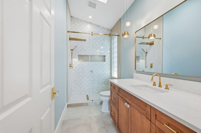 17104 Crossgate Drive, Jupiter, FL 33477