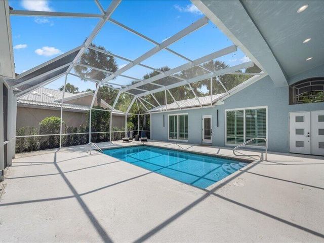 17104 Crossgate Drive, Jupiter, FL 33477
