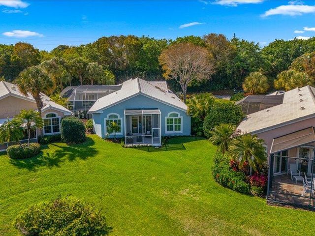 17104 Crossgate Drive, Jupiter, FL 33477
