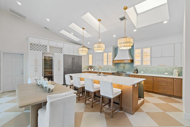 17104 Crossgate Drive, Jupiter, FL 33477