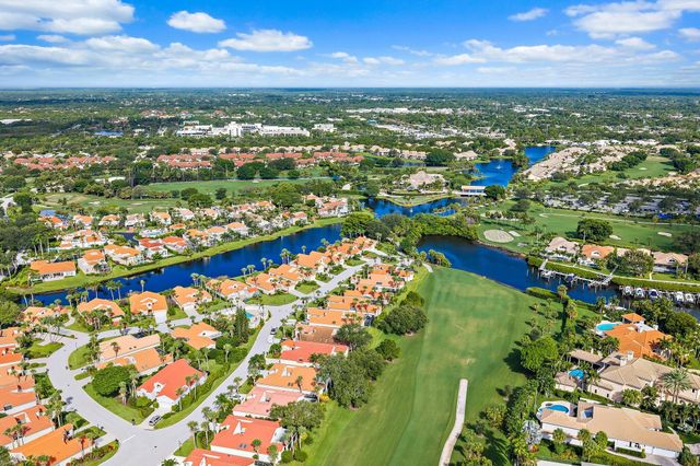 17104 Crossgate Drive, Jupiter, FL 33477