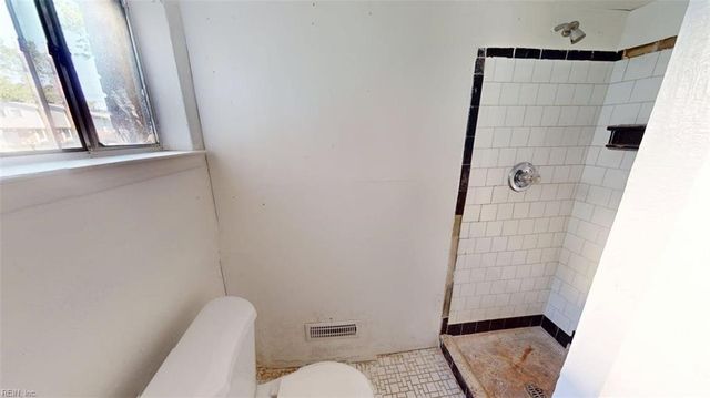 5421 Berry Hill RD, Norfolk, VA 23502