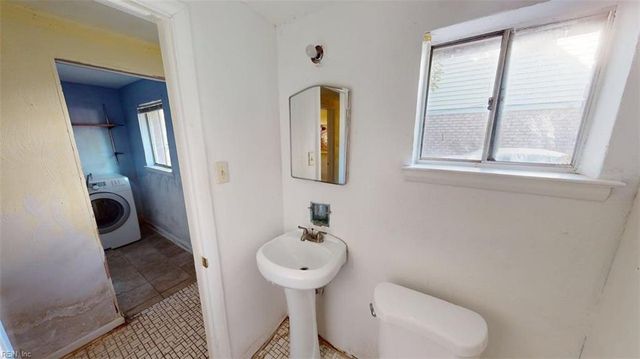 5421 Berry Hill RD, Norfolk, VA 23502