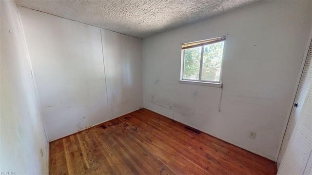 5421 Berry Hill RD, Norfolk, VA 23502