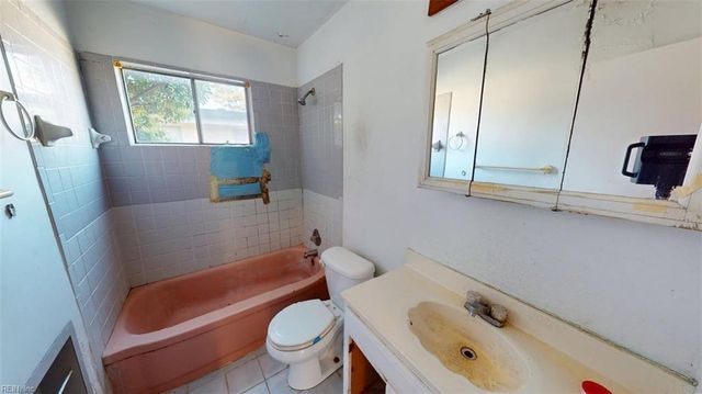 5421 Berry Hill RD, Norfolk, VA 23502