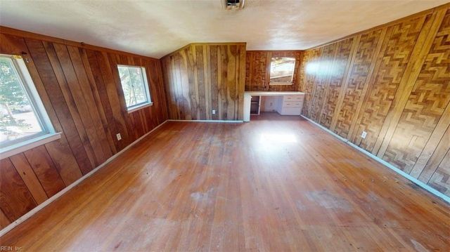 5421 Berry Hill RD, Norfolk, VA 23502