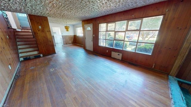 5421 Berry Hill RD, Norfolk, VA 23502