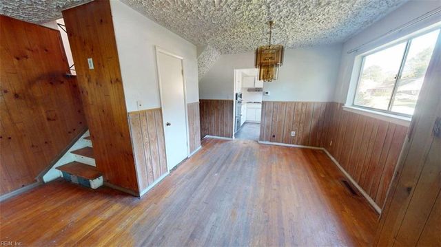 5421 Berry Hill RD, Norfolk, VA 23502