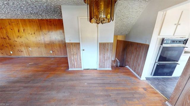 5421 Berry Hill RD, Norfolk, VA 23502