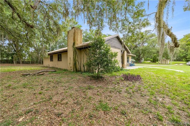 7930 E Derby Oaks Drive, Floral City, FL 34436