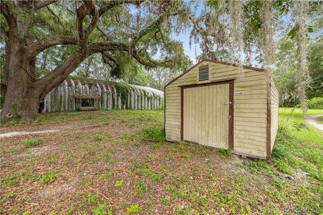 7930 E Derby Oaks Drive, Floral City, FL 34436