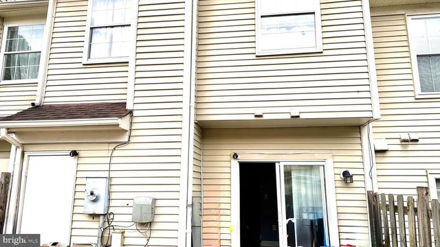 8708 VILLAGE GREEN CT, Alexandria, VA 22309