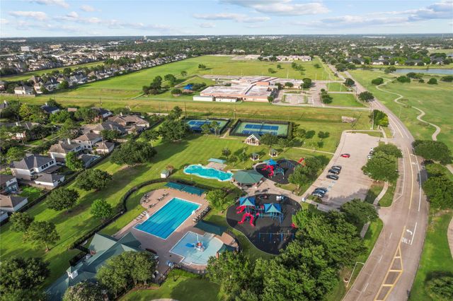 3814 Wellesley Court, Pearland, TX 77584