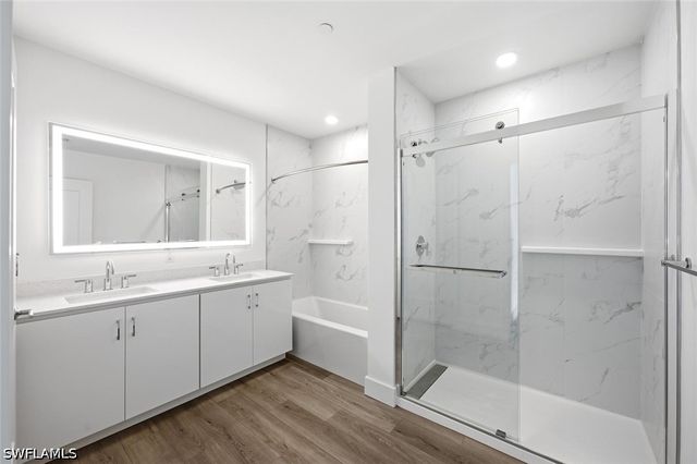 1950 Mayfair ST PH9, Naples, FL 34104