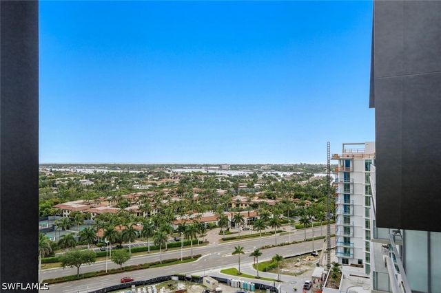 1950 Mayfair ST PH9, Naples, FL 34104