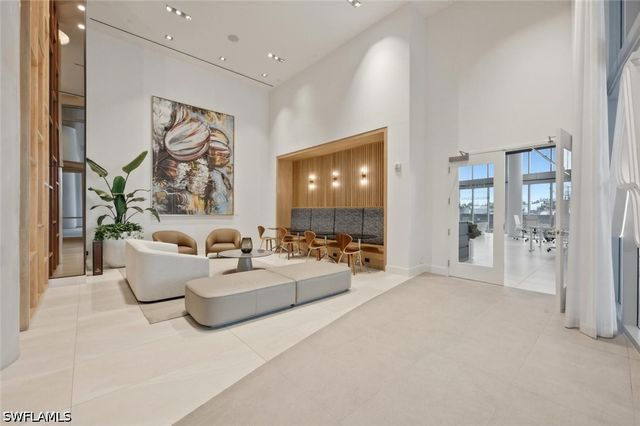 1950 Mayfair ST PH9, Naples, FL 34104