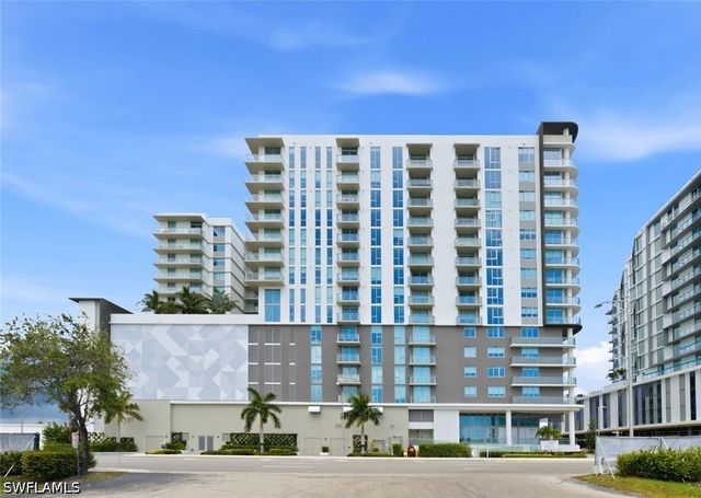 1950 Mayfair ST PH9, Naples, FL 34104