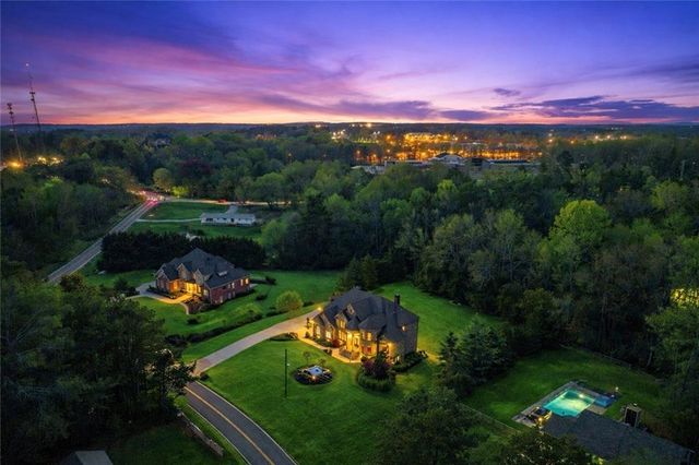 1310 Settles Road, Suwanee, GA 30024