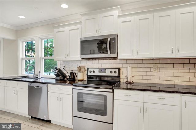 6332 BLUE RIDGE AVE, Harrisburg, PA 17112