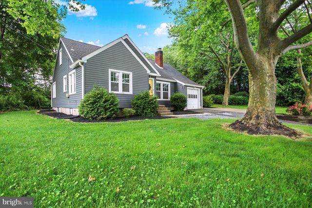 6332 BLUE RIDGE AVE, Harrisburg, PA 17112