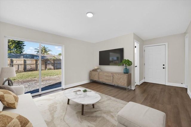 10335 SW 151st Terrace, Miami, FL 33176