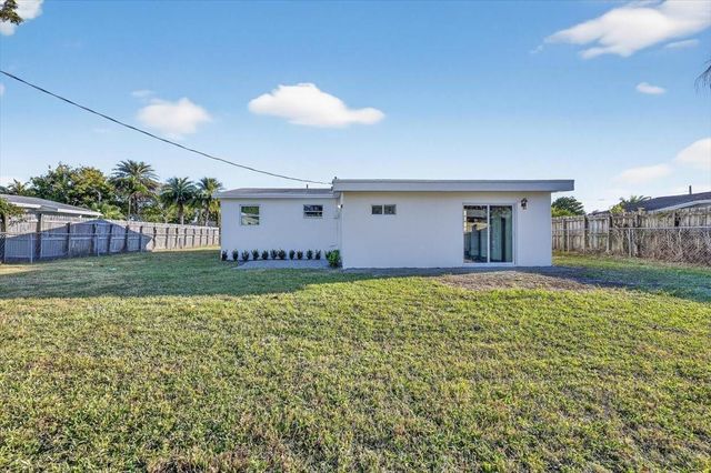 10335 SW 151st Terrace, Miami, FL 33176