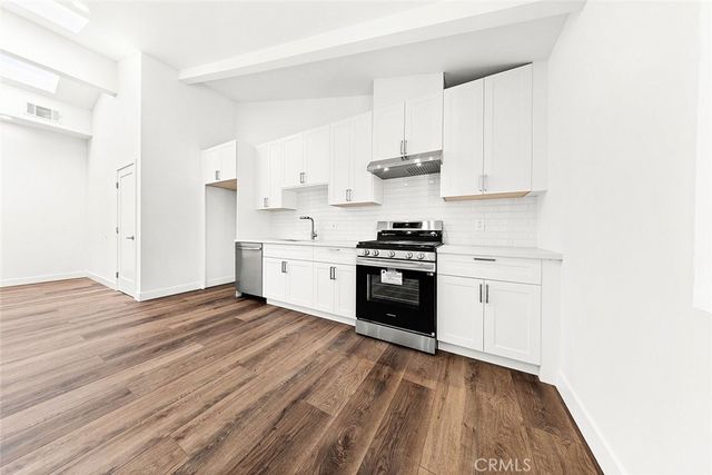 13010 Hartland Street, North Hollywood, CA 91605