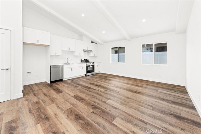 13010 Hartland Street, North Hollywood, CA 91605