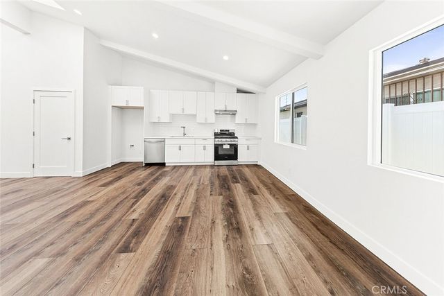 13010 Hartland Street, North Hollywood, CA 91605