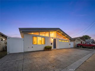 13010 Hartland Street, North Hollywood, CA 91605