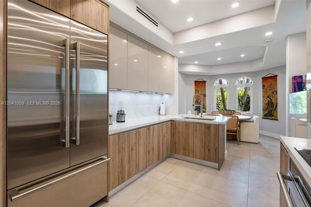 20940 NE 31st Place, Aventura, FL 33180
