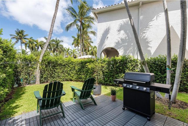 20940 NE 31st Place, Aventura, FL 33180