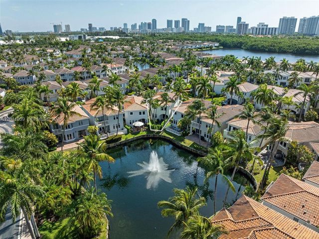 20940 NE 31st Place, Aventura, FL 33180