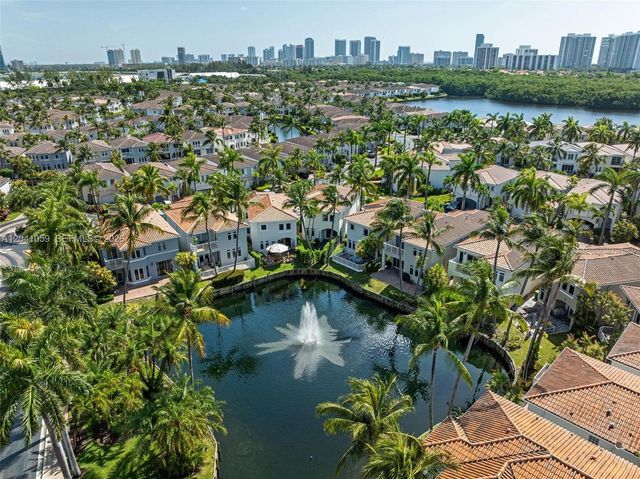20940 NE 31st Place, Aventura, FL 33180