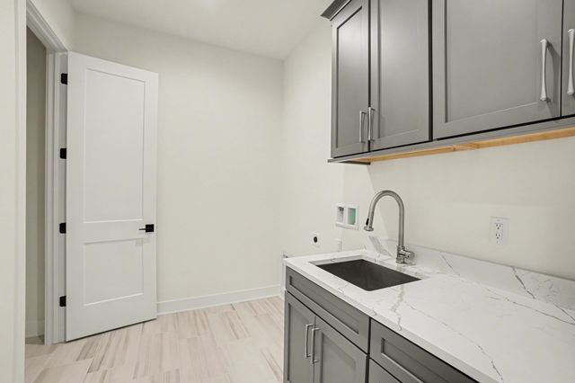 952 Walnut Street, Dayton, KY 41074