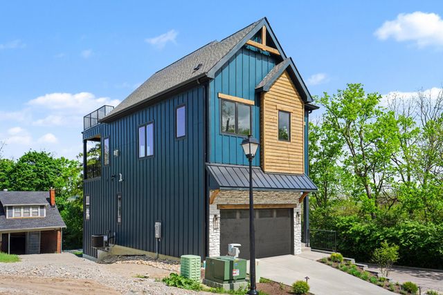 952 Walnut Street, Dayton, KY 41074