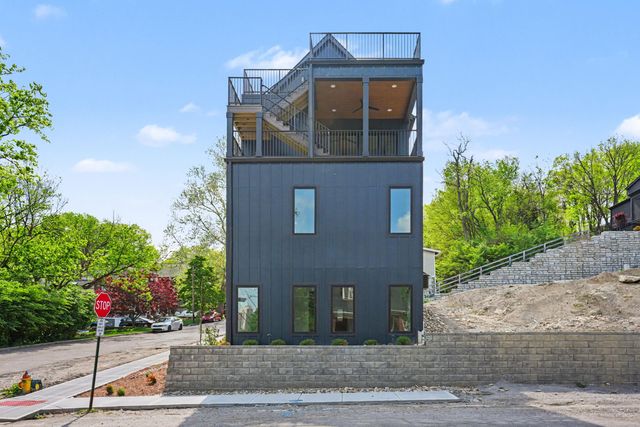 952 Walnut Street, Dayton, KY 41074