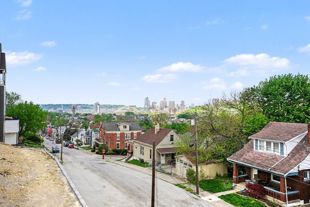 952 Walnut Street, Dayton, KY 41074