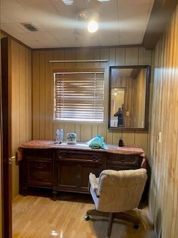 6 Post Oak, Huntsville, TX 77320