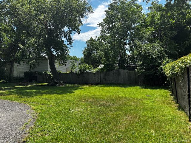 7 Columbus Street, New Windsor, NY 12553