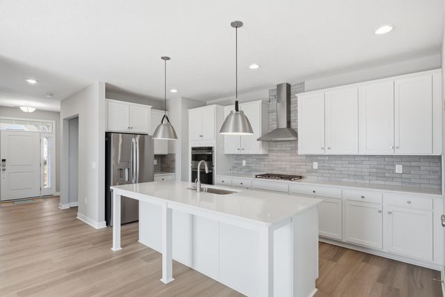 4537 Corsican Loop E, Hilliard, OH 43026