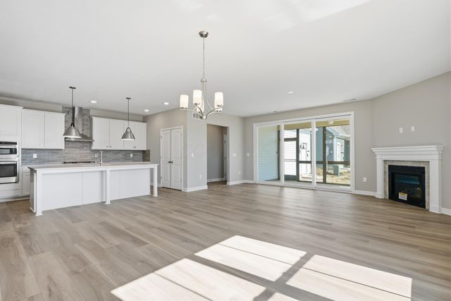 4537 Corsican Loop E, Hilliard, OH 43026