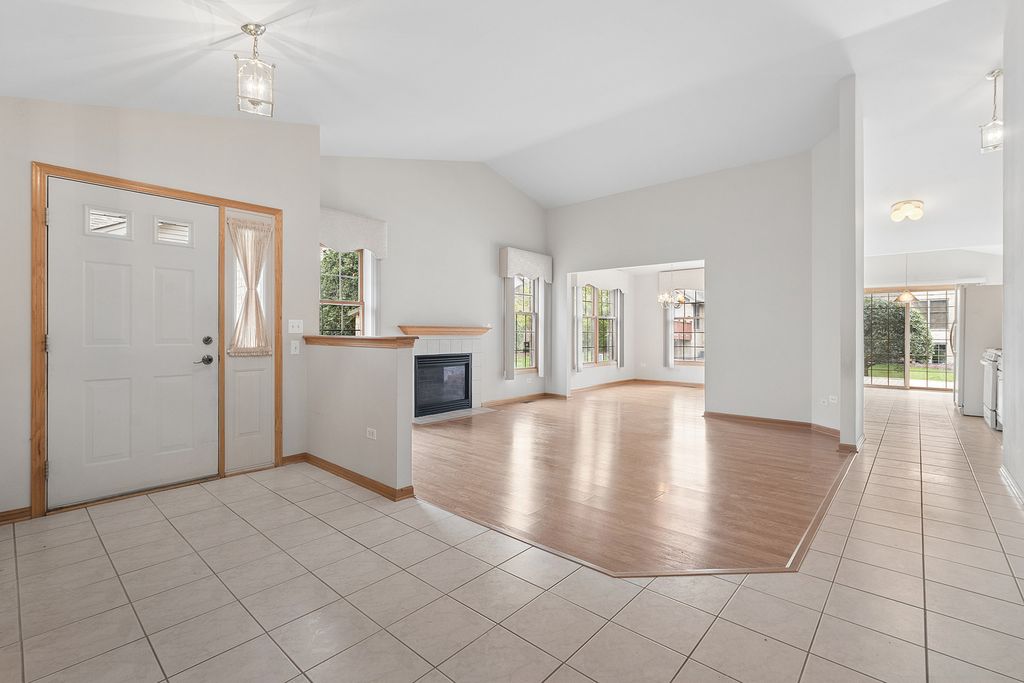 9131 Newcastle Court, Tinley Park, IL 60487 — photo 5
