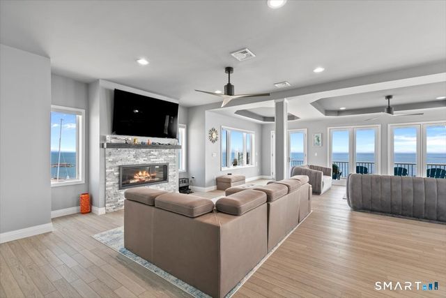 6 First Avenue, East Haven, CT 06512