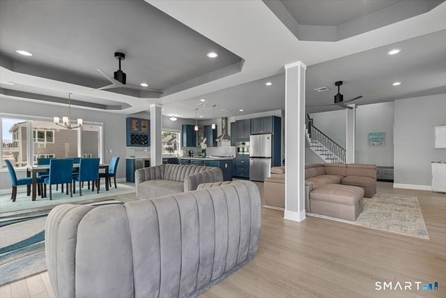 6 First Avenue, East Haven, CT 06512