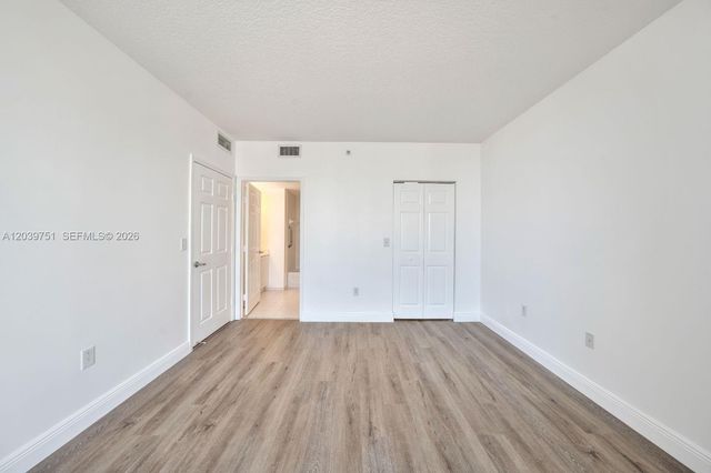 215 SW 42nd Ave 507, Miami, FL 33134